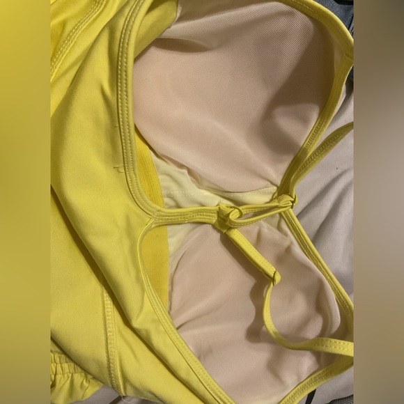 Aerie size small workout cami with built in bra cups - Picture 4 of 8